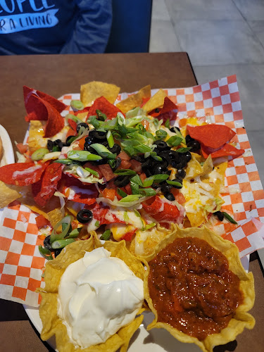 171 Kent St W, Lindsay, ON K9V 2Y7