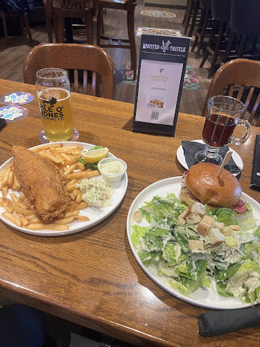 Knotted Thistle Pub - Hospitality and gastronomy