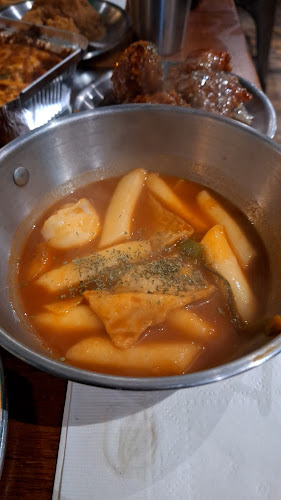 6050 Yonge St, North York, ON M2M 3W5