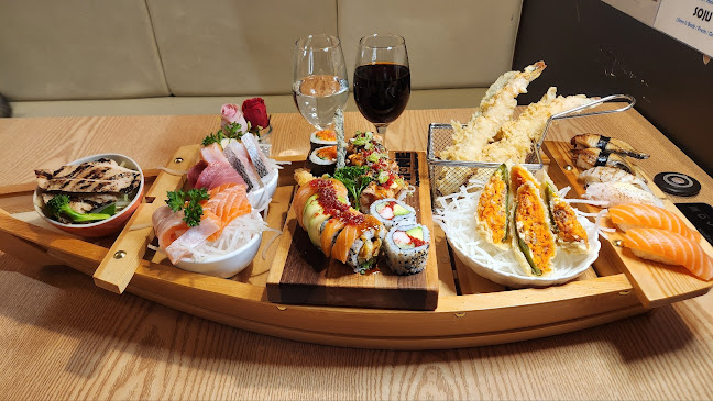 Mi-Ne Sushi - Hospitality and gastronomy