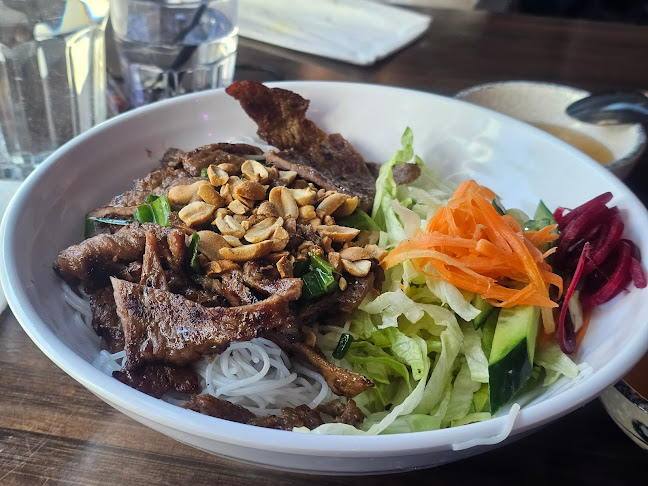 10236 103 St NW, Edmonton, AB T5J 0Y8