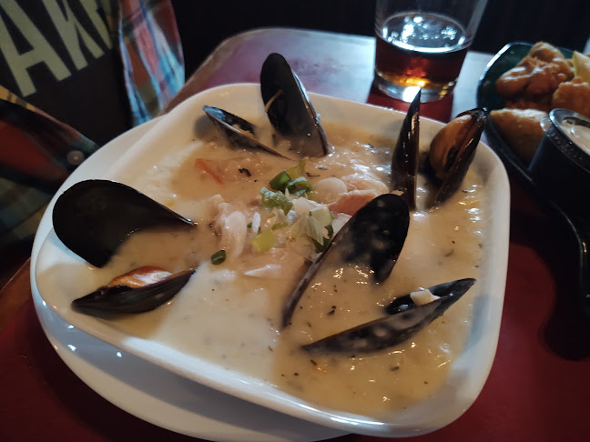 Comentarii opinii despre O’Reilly’s Irish Newfoundland Pub