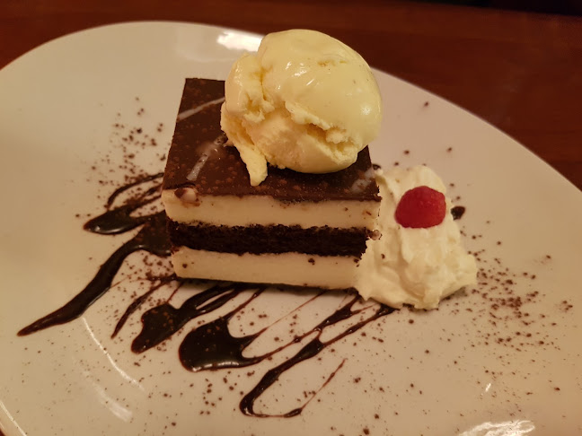 Comentarii opinii despre Redwater Rustic Grille