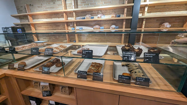 Comentarii opinii despre Stella's Bakery