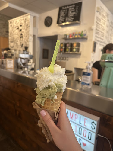 Piccolo Grande Artisan Gelateria - Ottawa