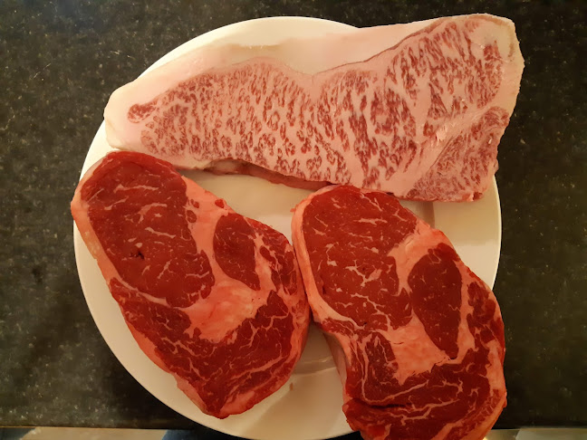 2577 Cadboro Bay Rd, Victoria, BC V8R 5J1