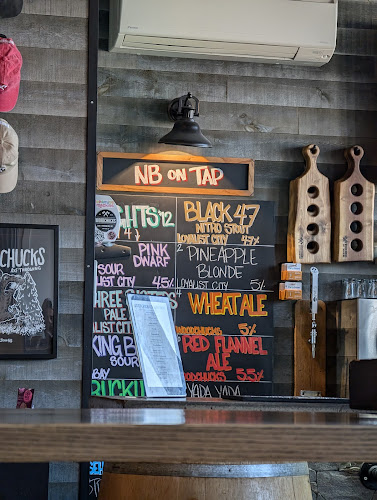 Opinii despre Woodchucks Axe Throwing în Saint John - Hospitality and gastronomy