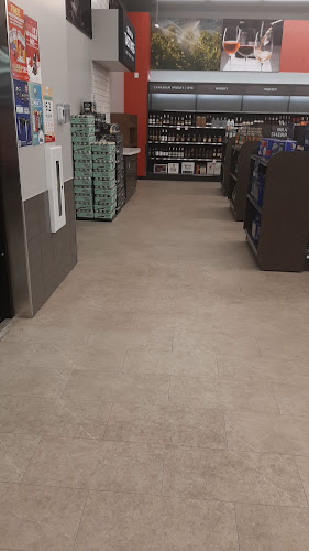 780 Windsor Ave #201, Kamloops, BC V2B 2B6