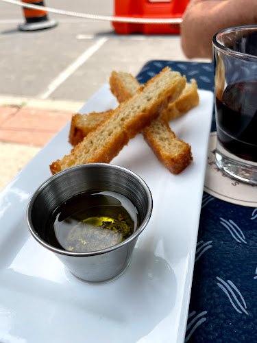 2041 Pine St, Burlington, ON L7R 2N1