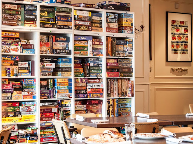 189 Keefer Pl, Vancouver, BC V6B 6L4