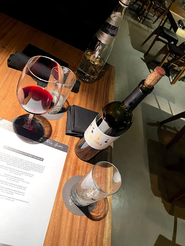 193 King St E, Hamilton, ON L8N 1B3