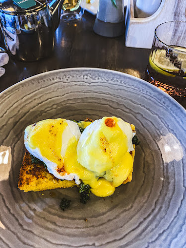 1 Johnson St, Kingston, ON K7L 5H7