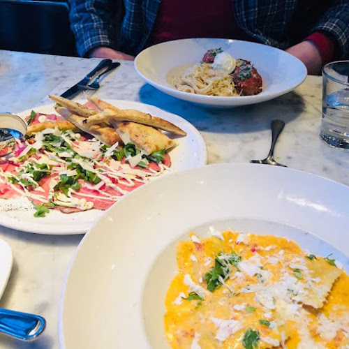 Comentarii opinii despre Trattoria Park Royal