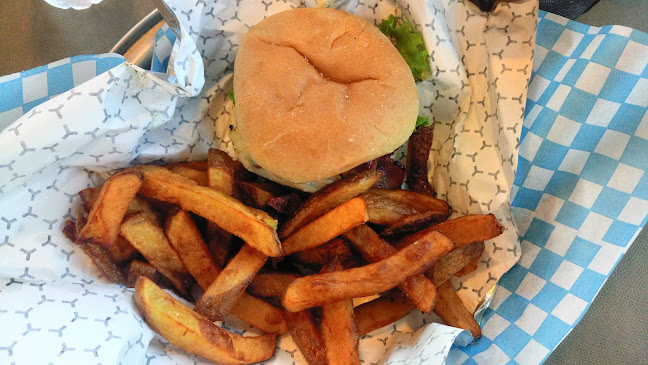 Opinii despre Mama's Boys Burgers în Scarborough - Hospitality and gastronomy