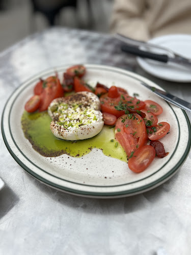 Opinii despre Pizzeria Via Napoli în Etobicoke - Hospitality and gastronomy