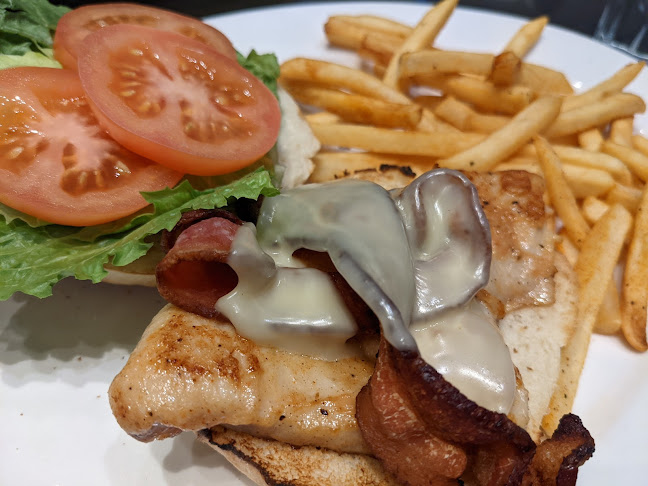 Comentarii opinii despre Eggsactly Breakfast And Lunch