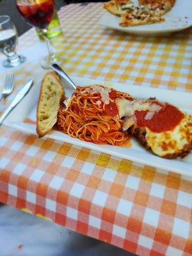 Rustico Kitchen And Bar - Hospitality and gastronomy