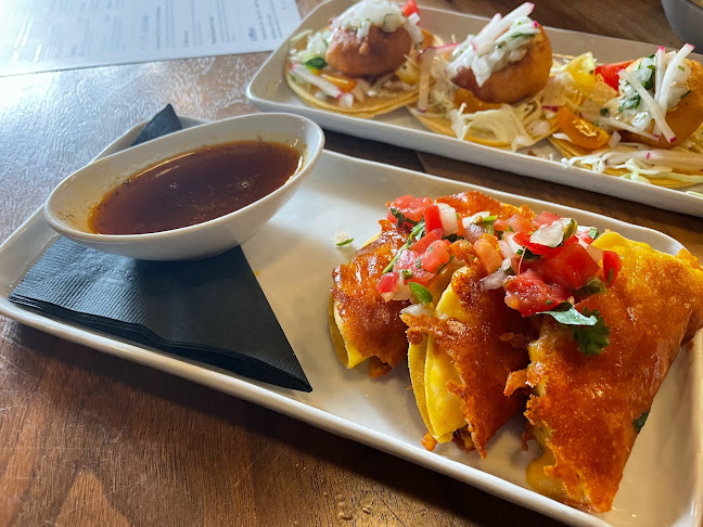 Comentarii opinii despre EL BESO