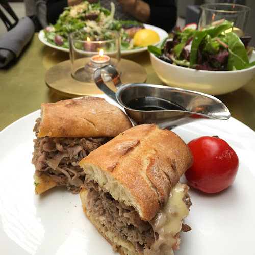 RH Courtyard Restaurant at RH Toronto - Toronto