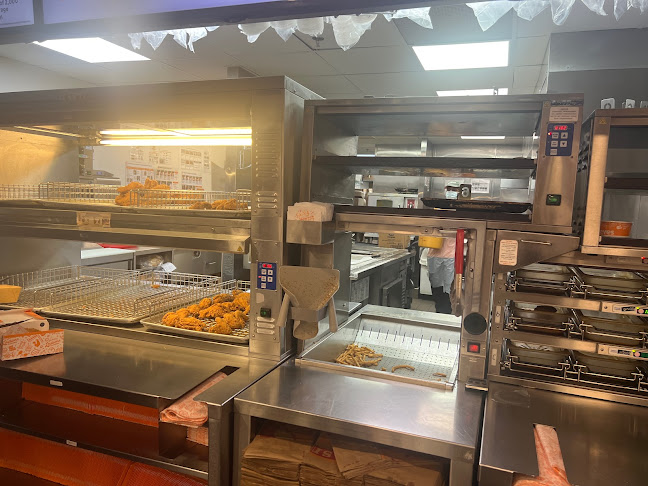 Comentarii opinii despre Popeyes Louisiana Kitchen