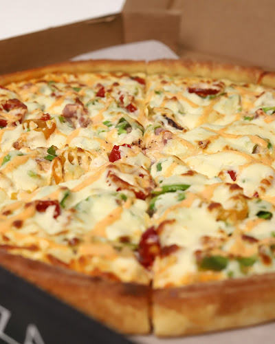 Vern's Pizza - 11th St. - Hospitality and gastronomy