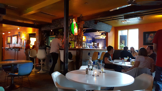 Comentarii opinii despre Jane Bond