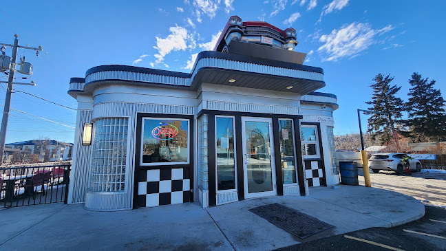 8603 47 Ave NW, Calgary, AB T3B 2A1