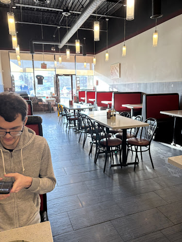 1030 Adelaide St N #8c, London, ON N5Y 2M9