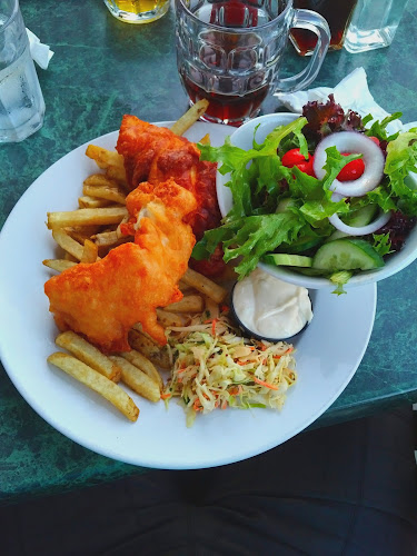 Opinii despre Shady Rest | Restaurant & Pub în Qualicum Beach - Hospitality and gastronomy