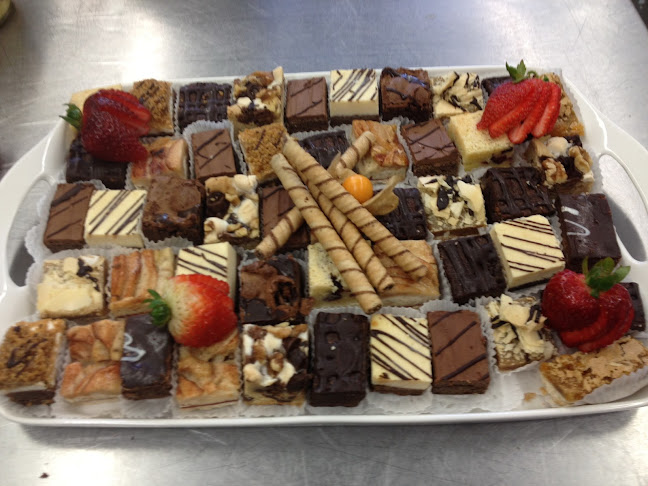 Comentarii opinii despre Lesley's Party Sandwiches & Catering