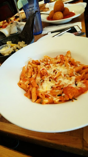 271 Merritt St, St. Catharines, ON L2T 1K1