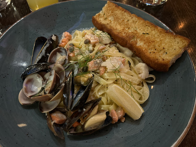 Dominion Bar + Kitchen - Hospitality and gastronomy