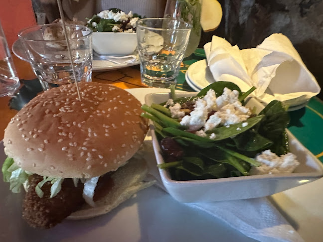 Jane Bond - Waterloo