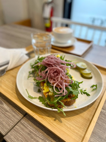 Comentarii opinii despre La Luce Cafe