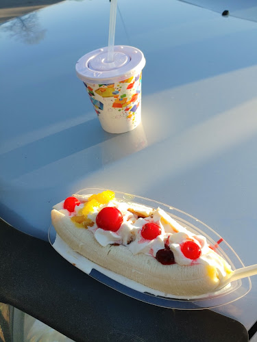 Dessart Sweets Ice Cream & Candy Store - Regina