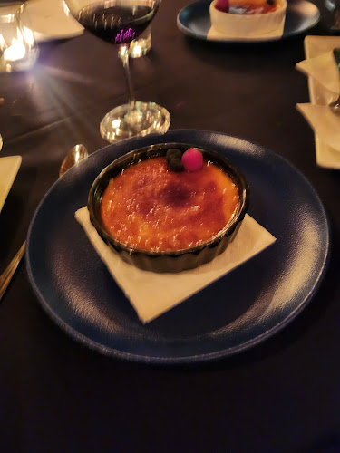 Italian by Night - Hospitality and gastronomy