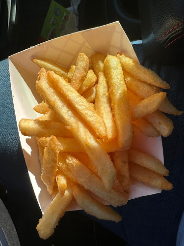 77 Dundas St W, Mississauga, ON L5B 1H7