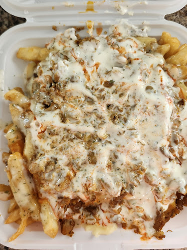 1575 Upper Ottawa St, Hamilton, ON L8W 3E2