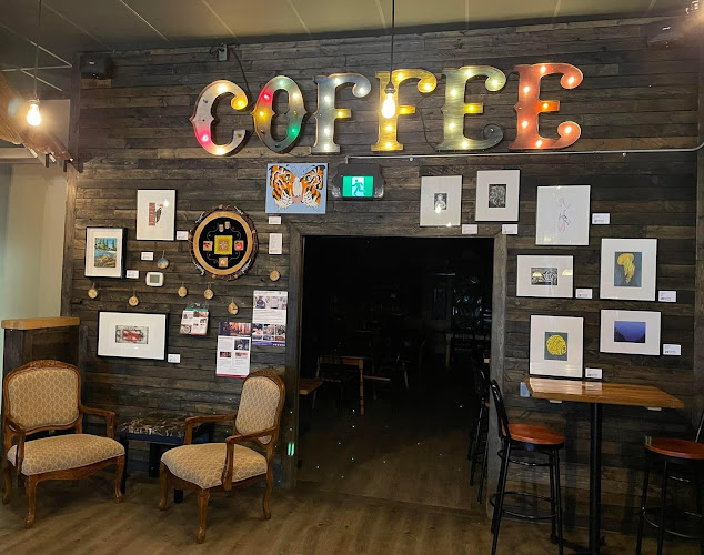 Beantrees Cafe - Cold Lake