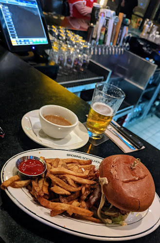 Browns Socialhouse Waterloo - Hospitality and gastronomy