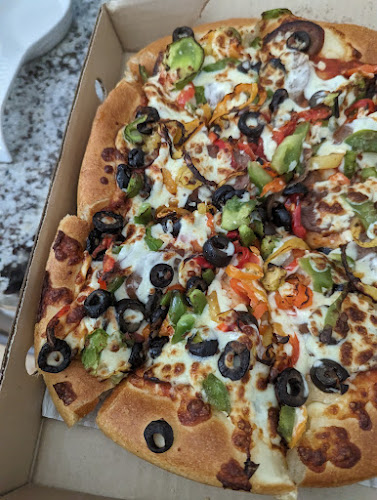 6045 Bank St, Greely, ON K4P 0G5