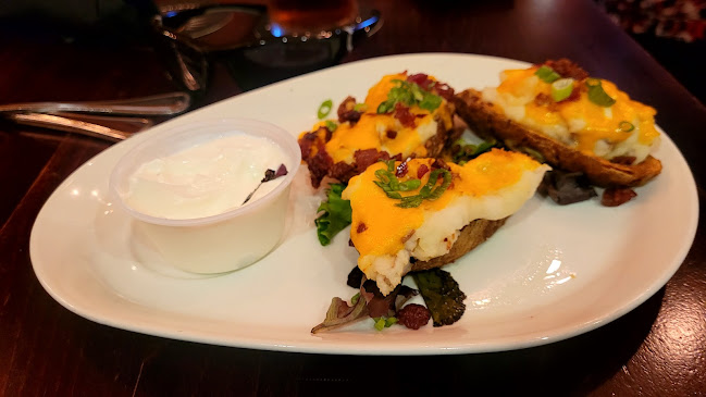 Doc Magilligan's Restaurant & Irish Pub