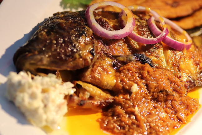 Comentarii opinii despre Lagos Lounge