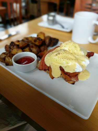 Big Feast Bistro - Maple Ridge