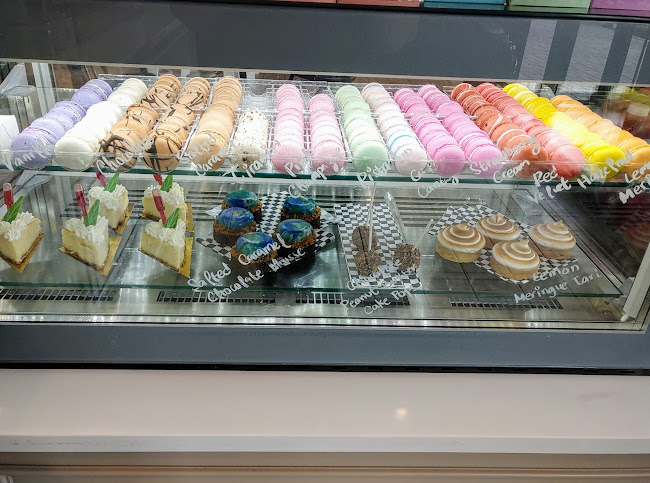 LIV @ Café Fifty Four