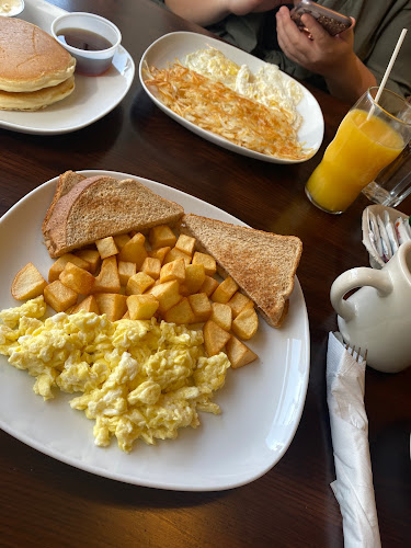 Café 8 - Hospitality and gastronomy