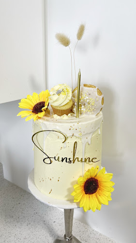 Vanilla & HoneyBee Custom Cakes Appointment Only* - Abbotsford