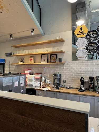 Soft Peaks Ice Cream - Hospitality and gastronomy