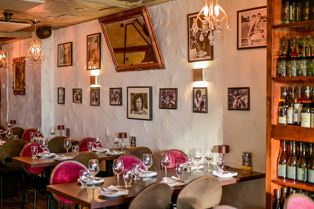 La Vecchia Restaurant Uptown - Toronto