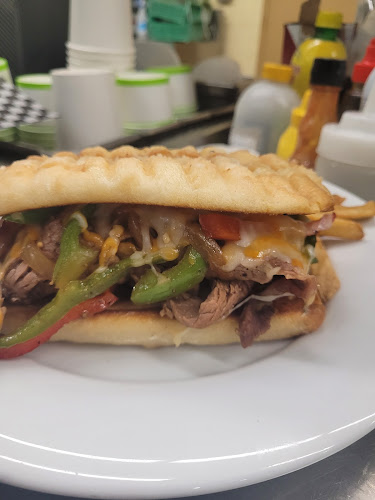 Comentarii opinii despre Myra's Bar & Grill